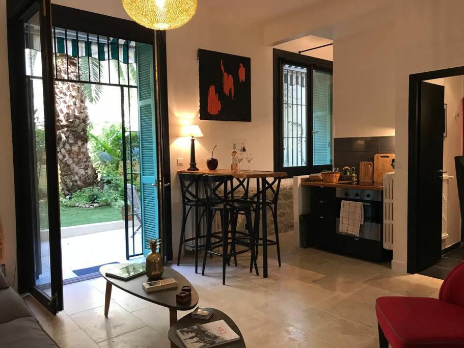 Homelivia, Luxueux Appartement Avec Jardin Prive 尼斯 外观 照片